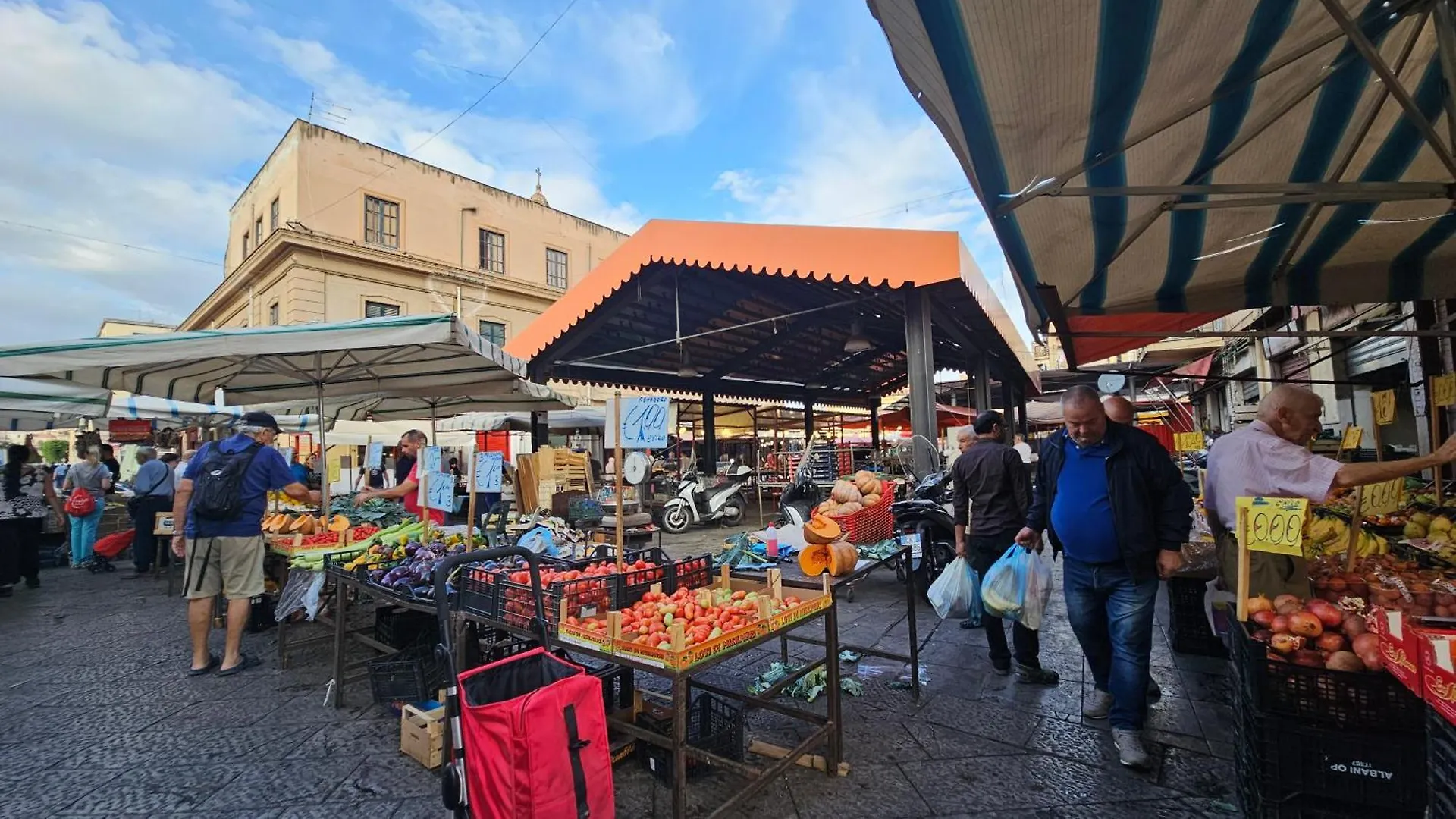 Dietro Ballaro - Guest House Palermo